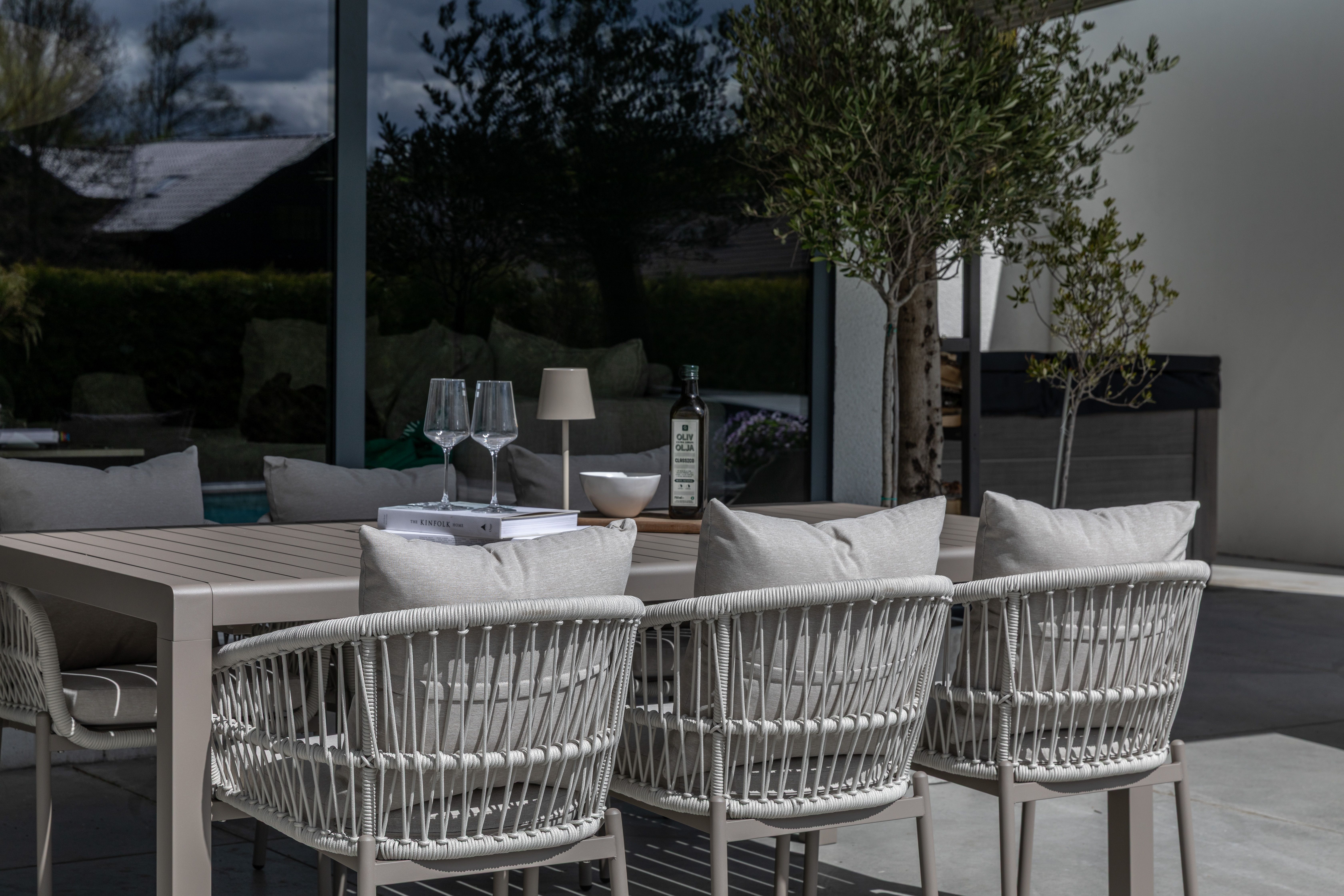 Le graisse matgrupp 253cm med cannes beige