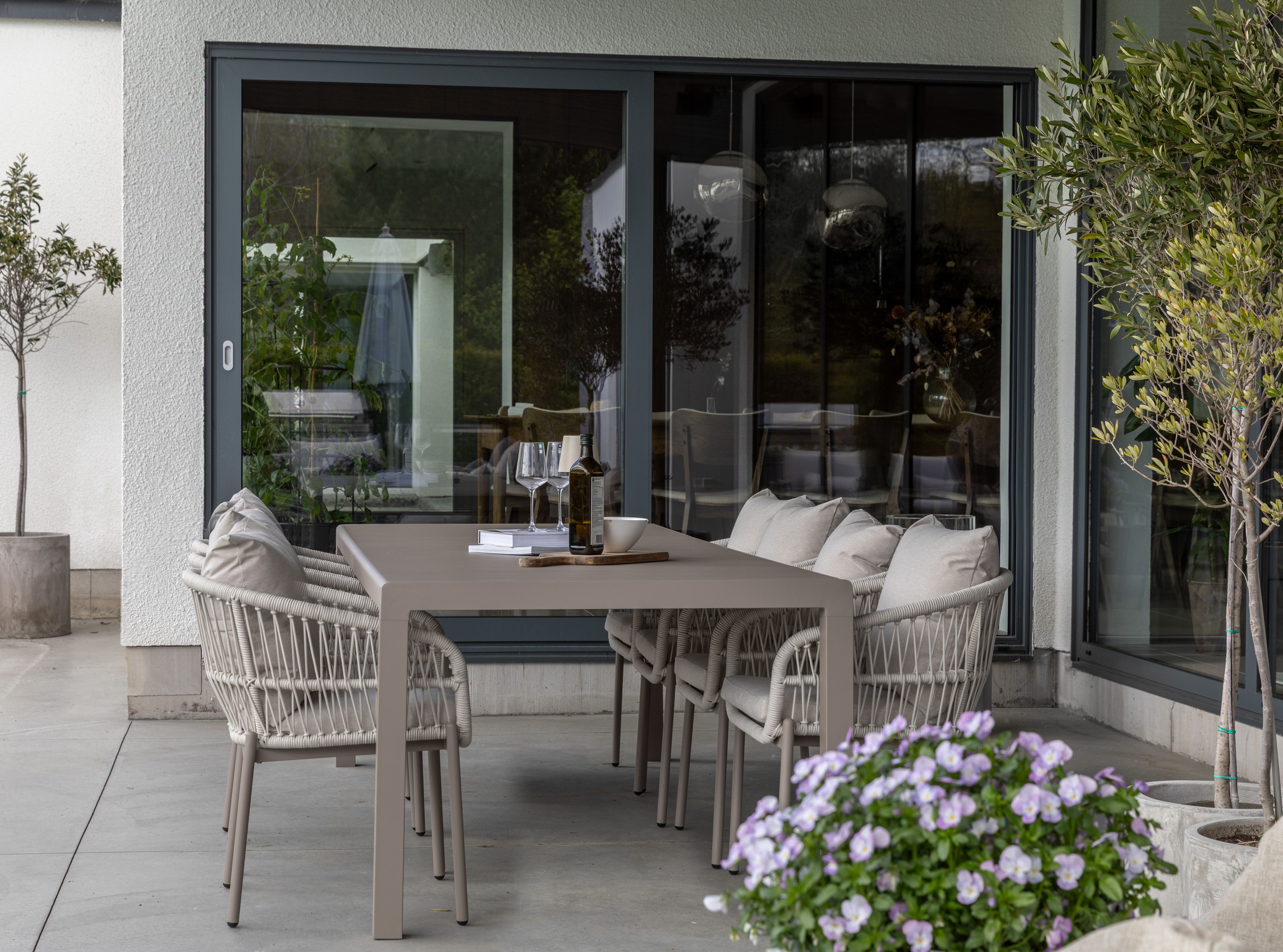 Le graisse matgrupp 253cm med cannes beige